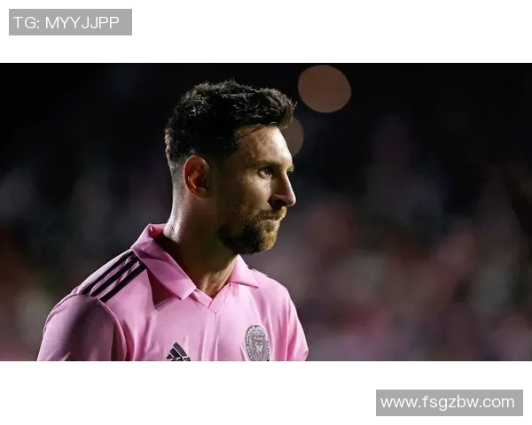 全球足球历史最佳球星排名揭晓 谁才是最具影响力的万能球员