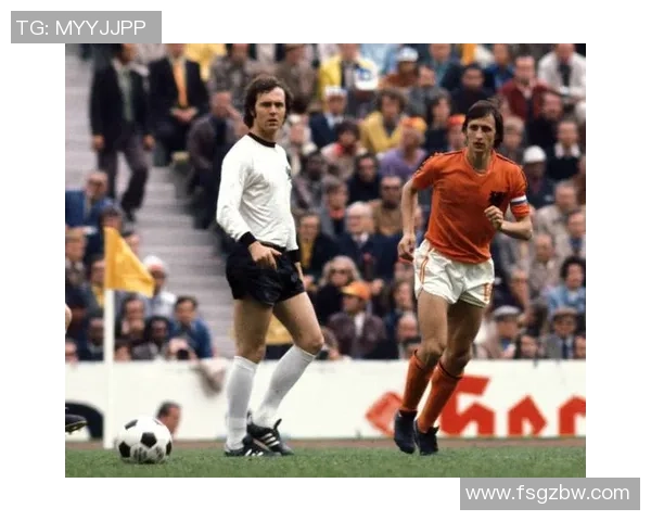 全球足球十三大球星排名揭秘 他们的传奇与荣耀无可匹敌